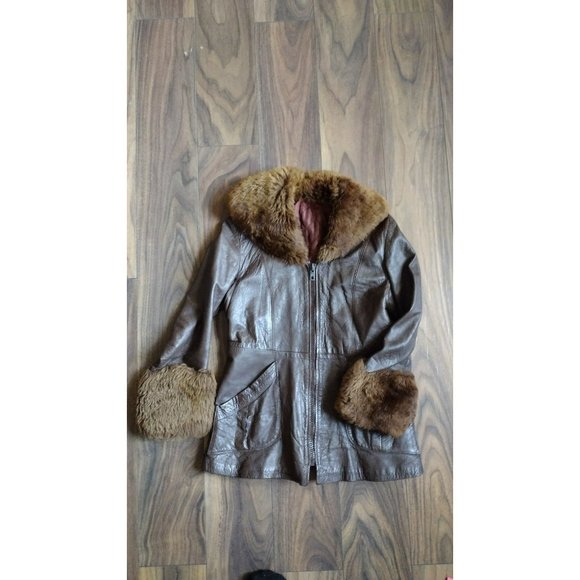 Vintage Womens 70s Sheepskin Shearling Fur Leather Coat